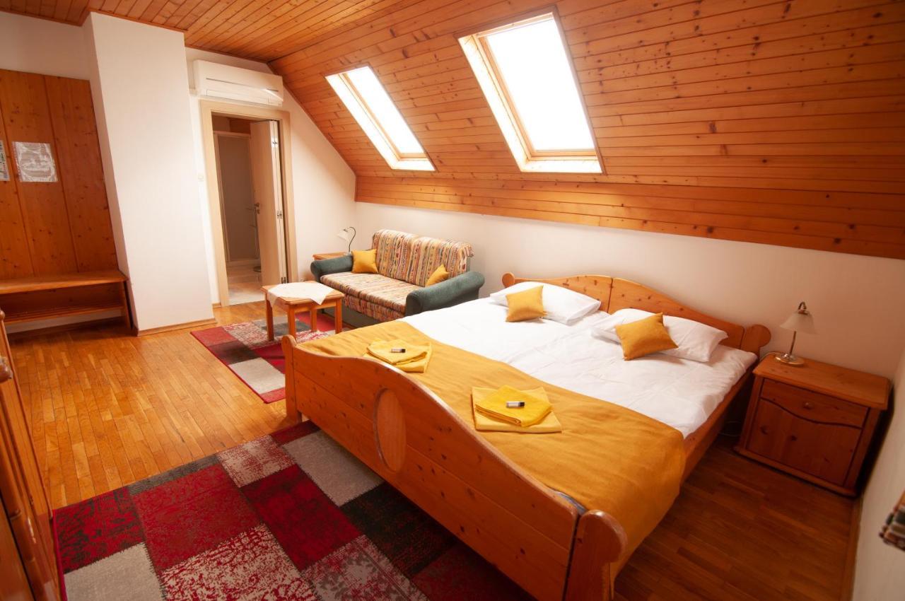 Guest House Vila Korosec Bovec Luaran gambar